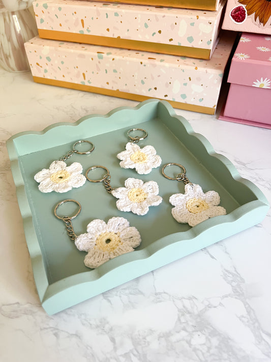 Daisy crochet key ring, handmade crochet daisy key ring, crochet cotton key ring key chain flower inspired crochet gift, crochet daisy gift