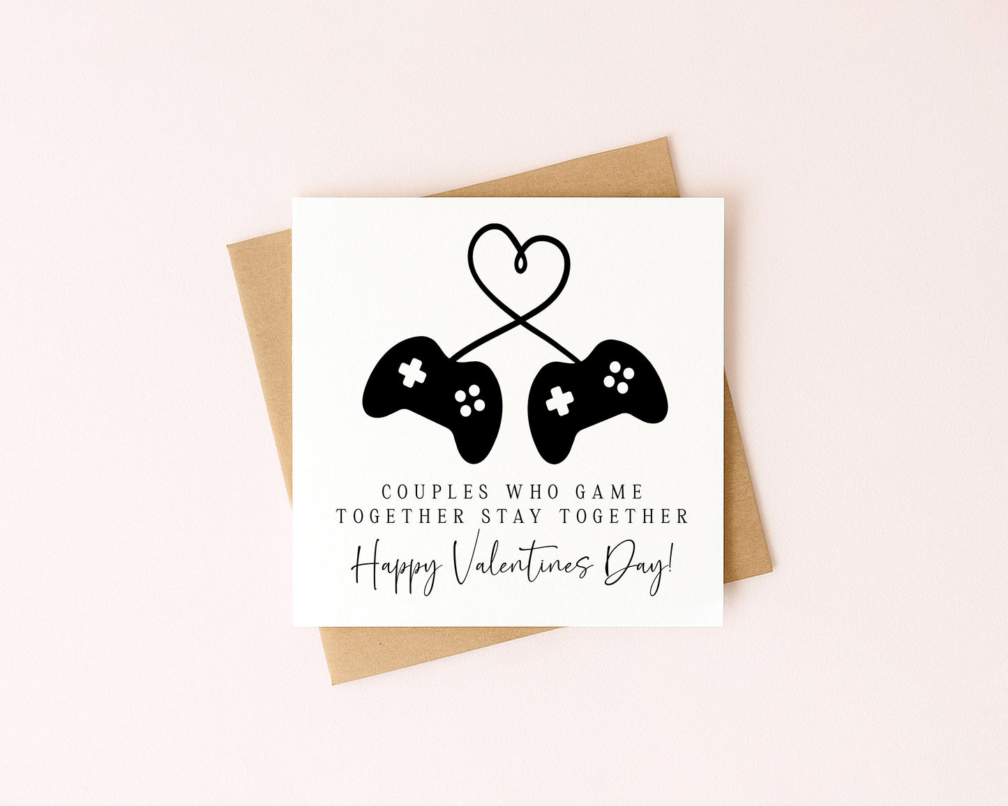 Valentines card, gaming couples happy Valentines day with Envelope